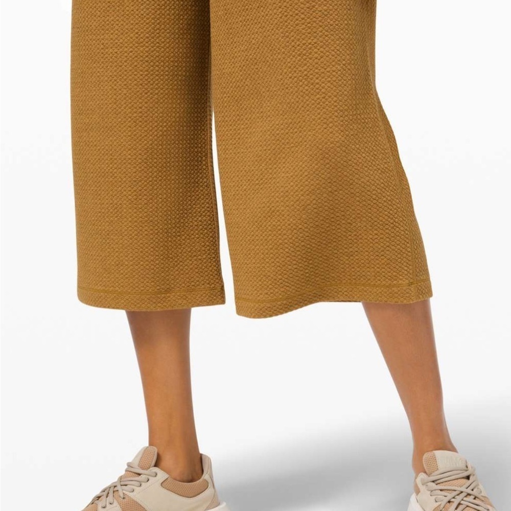 Lululemon Can You Feel The Pleat Crop pants Heathered Spiced Bronze size 10 - Picture 4 of 12